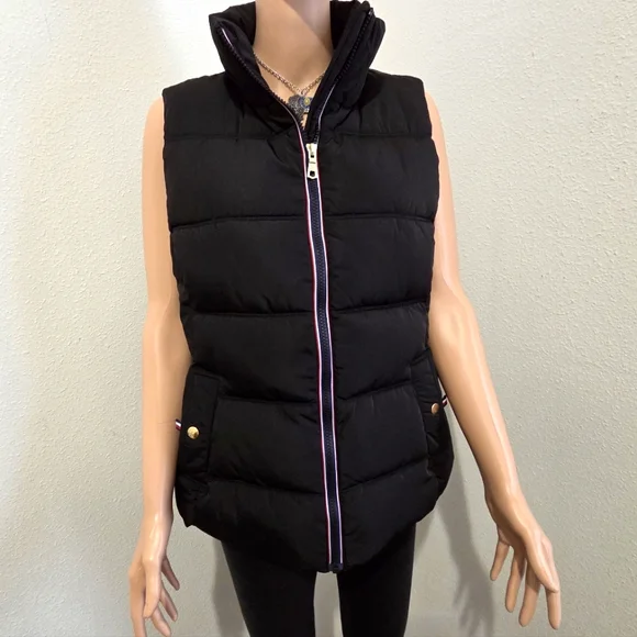 EUC Tommy Hilfiger Black Puffer Vest - Picture 2 of 9